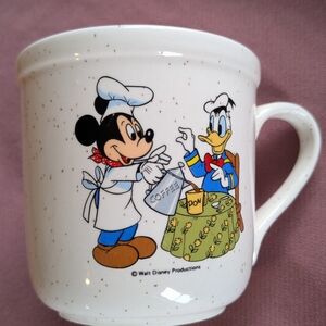 Walt Disney Mickey Mouse Donald Duck Coffee Cup Mug Cream Speckled EUC